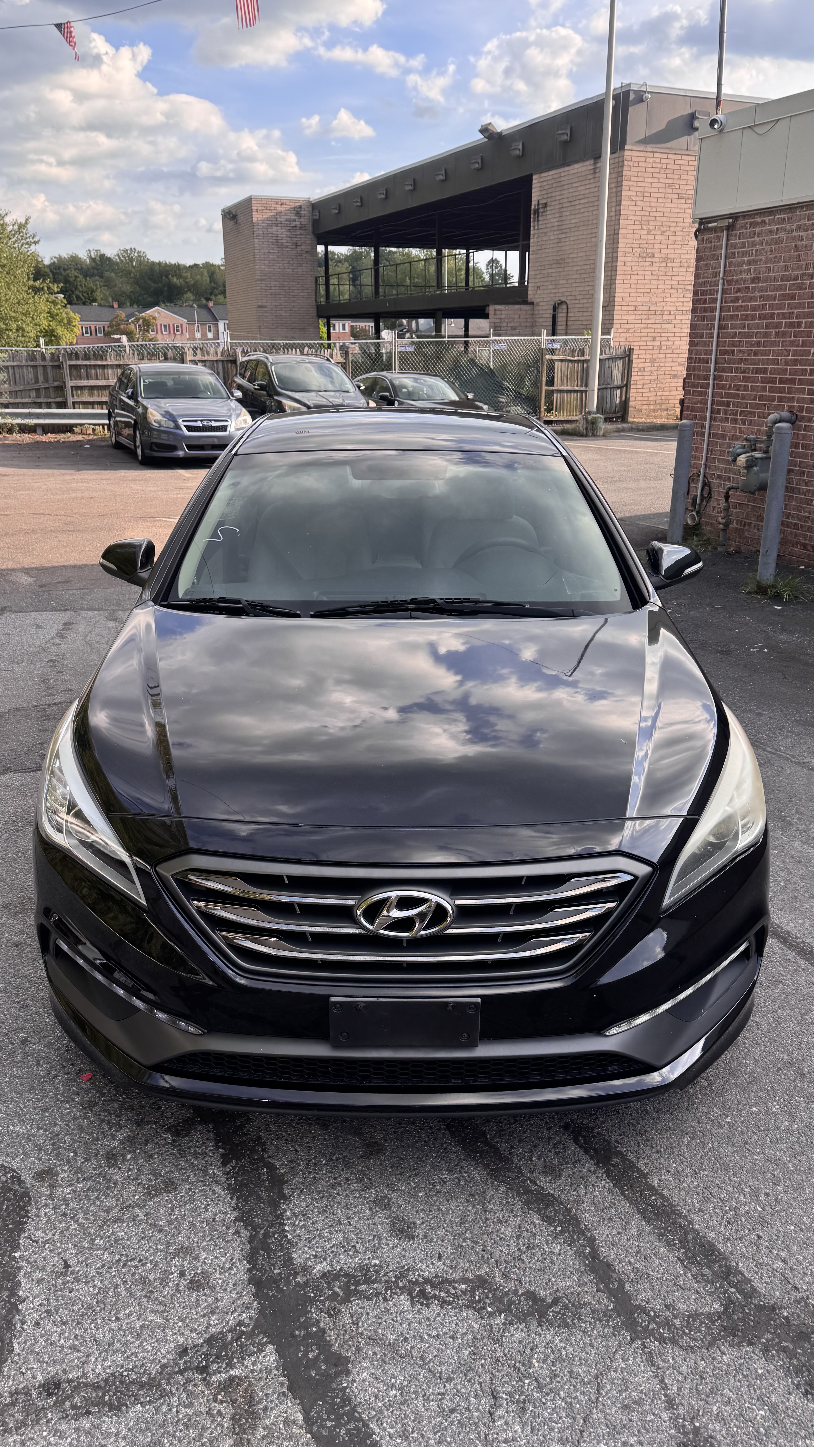 Used 2015 Hyundai Sonata Sport FWD image 1