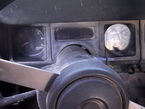 Used 1994 Jeep Wrangler S AWD/4WD image 6