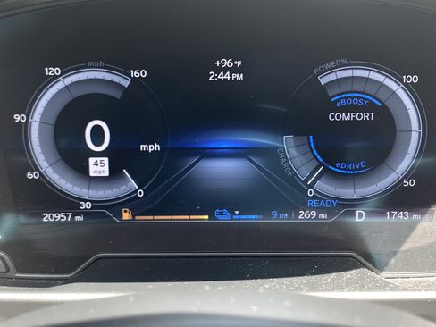 Used 2015 BMW i8 Coupe 2D image 11