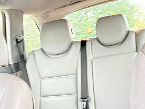 Used 2004 Porsche Cayenne S image 5