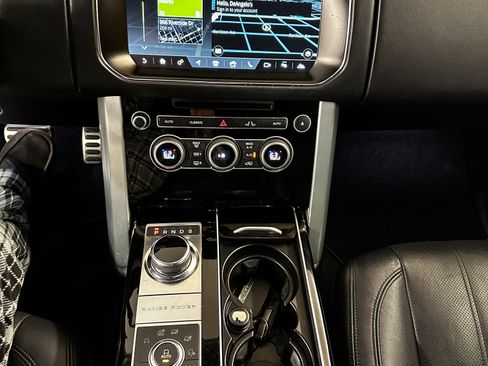 Used 2017 Land Rover Range Rover Supercharged image 11