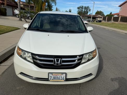 Used 2015 Honda Odyssey EX image 4