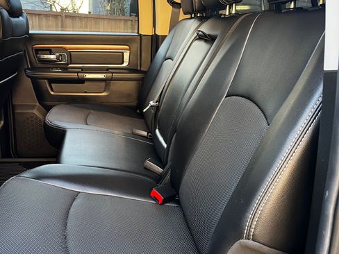 Used 2014 RAM 2500 Laramie w/ Cold Weather Group image 12