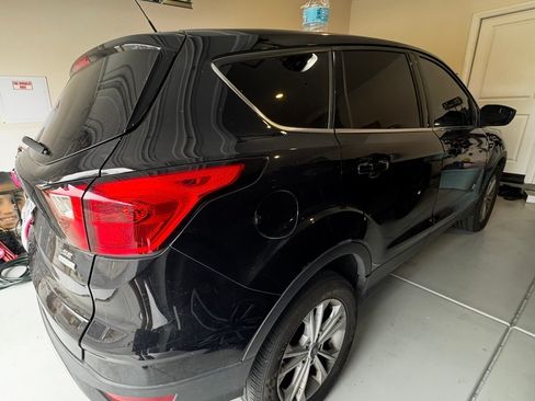 Used 2019 Ford Escape SE FWD image 5