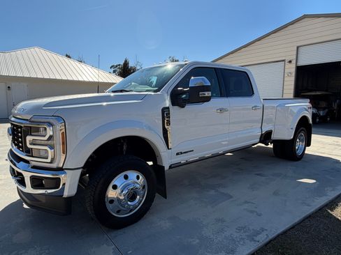 Used 2024 Ford F450 Lariat w/ Lariat Ultimate Package image 2