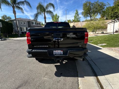 Used 2016 Chevrolet Silverado 2500 LT w/ Midnight Edition AWD/4WD image 10