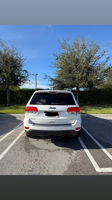 Used 2016 Jeep Grand Cherokee Limited AWD/4WD image 5