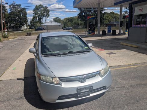 Used 2008 Honda Civic LX image 9