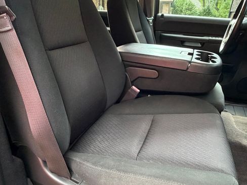 Used 2014 GMC Sierra 2500 SLE w/ SLE Preferred Package AWD/4WD image 25