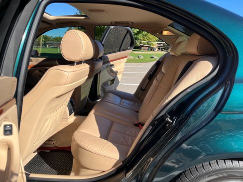 Used 1997 BMW 540i Sedan image 17