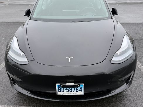 Used 2021 Tesla Model 3 Long Range image 1