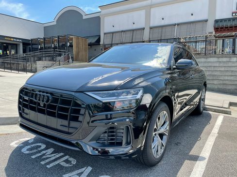 Used 2021 Audi Q8 Premium AWD/4WD image 2