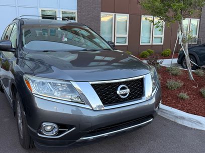 Used 2013 Nissan Pathfinder SL w/ SL Premium Pkg