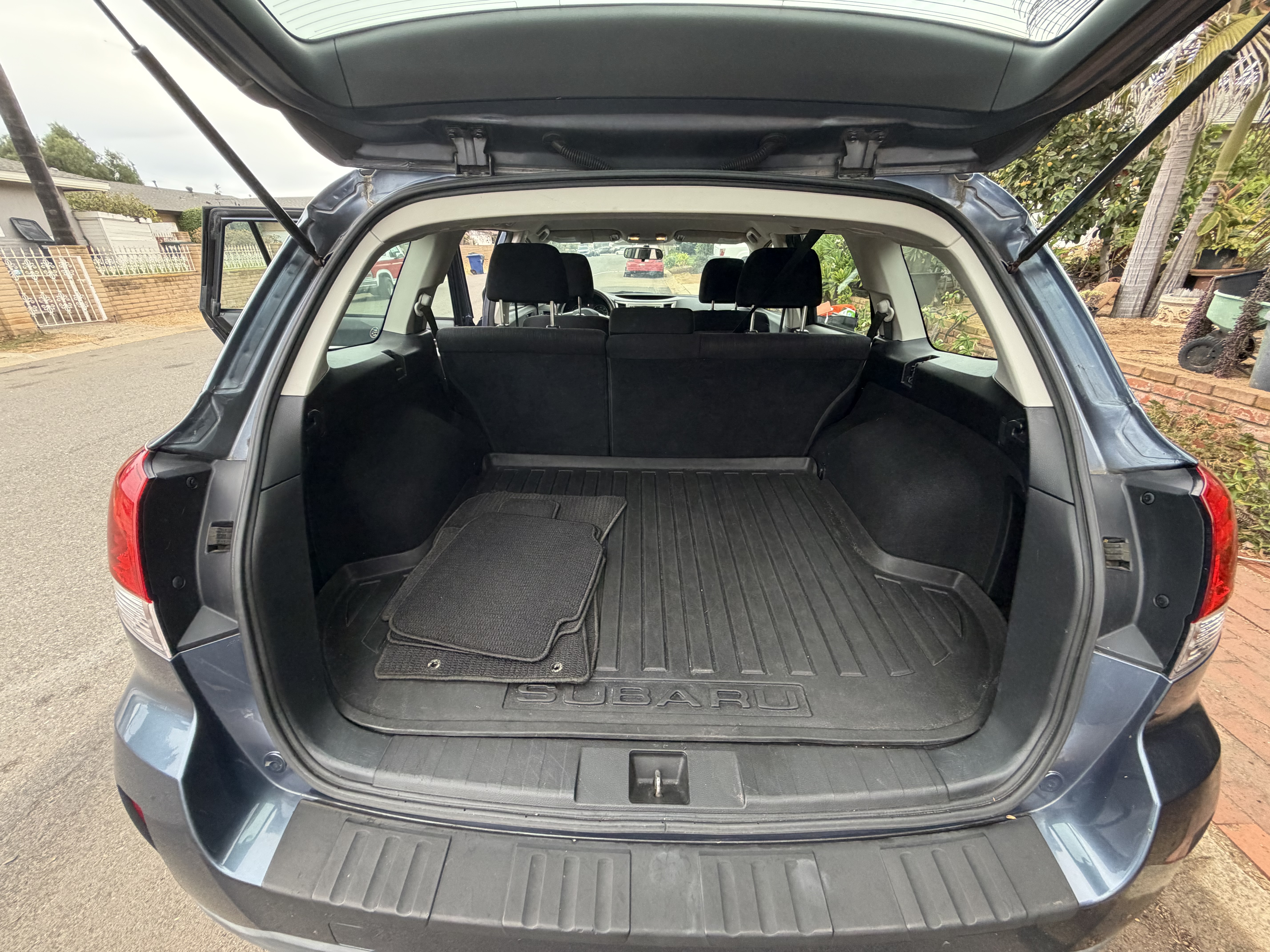 Used 2013 Subaru Outback 2.5i AWD/4WD image 14