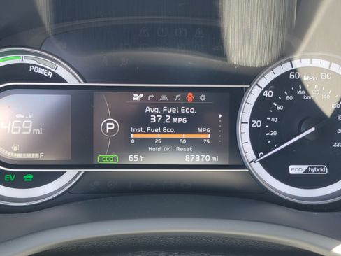 Used 2017 Kia Niro Touring w/ Advanced Technology Package image 6