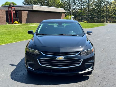 Used 2018 Chevrolet Malibu Premier image 2
