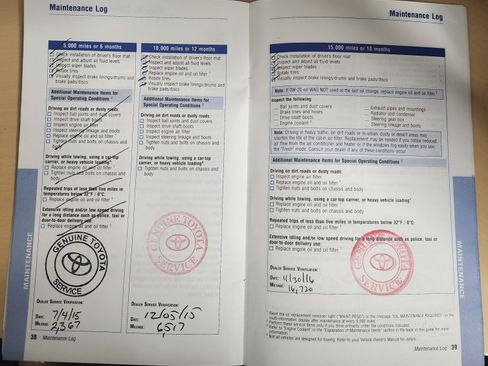 Used 2015 Toyota Corolla LE image 4