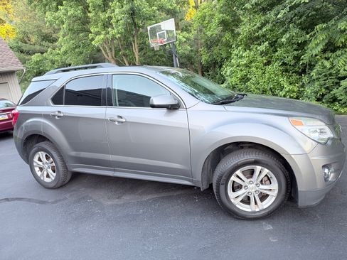 Used 2012 Chevrolet Equinox LT AWD/4WD image 2