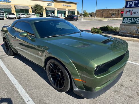 Used 2021 Dodge Challenger R/T Scat Pack image 2