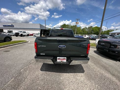 Used 2015 Ford F150 XLT image 5