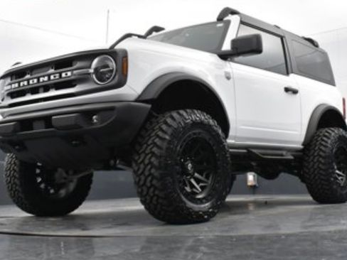 Used 2024 Ford Bronco Big Bend image 6