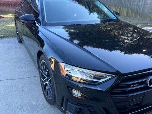 Used 2020 Audi A8 L 4.0T w/ Executive Package image 5