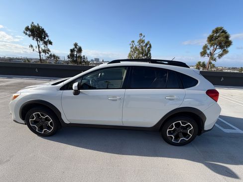 Used 2015 Subaru Crosstrek 2.0i Premium w/ Popular Package #2 AWD/4WD image 2
