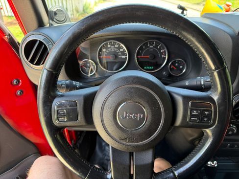 Used 2011 Jeep Wrangler Sport AWD/4WD image 6