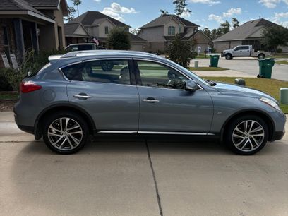 Used 2017 INFINITI QX50 2WD w/ Deluxe Touring Package