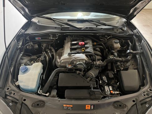 Used 2018 MAZDA MX-5 Miata RF Grand Touring RWD image 14