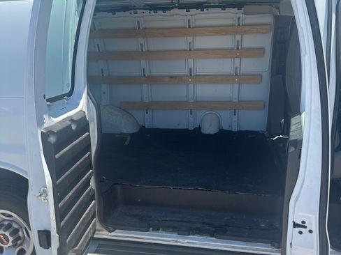 Used 2021 GMC Savana 2500 w/ Driver Convenience Package RWD image 5
