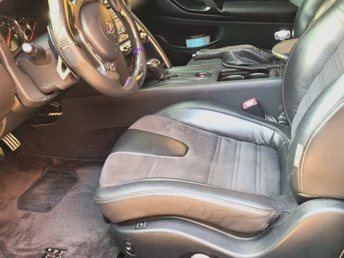 Used 2013 Nissan GT-R Premium image 25