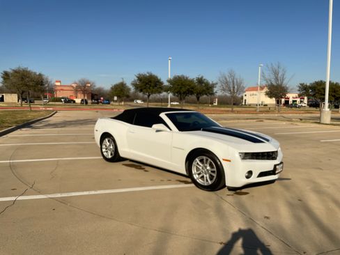 Used 2013 Chevrolet Camaro LT image 18
