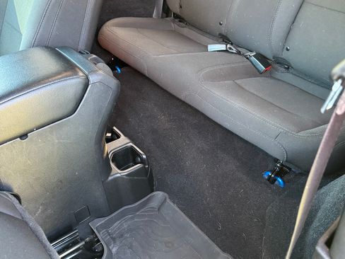 Used 2022 Jeep Wrangler Sport image 14