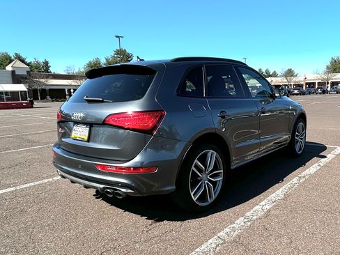 Used 2016 Audi SQ5 Premium Plus w/ Technology Package AWD/4WD image 10
