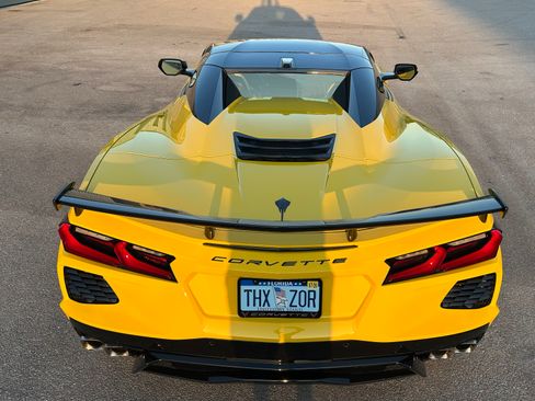 Used 2025 Chevrolet Corvette Stingray Premium Conv w/ Z51 Performance Package image 5