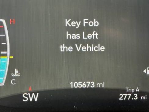 Used 2021 Chrysler Pacifica Touring-L FWD image 18