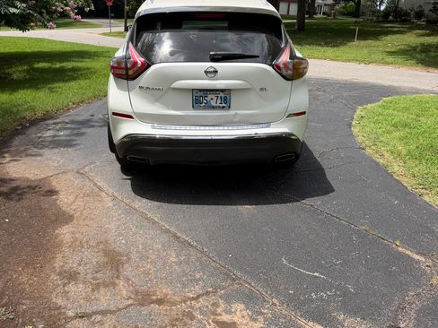 Used 2015 Nissan Murano SL w/ SL Technology Package FWD image 14