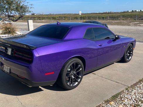 Used 2023 Dodge Challenger R/T Scat Pack w/ Plus Package image 9