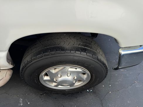 Used 2012 Ford E-250 and Econoline 250 w/ PWR Group image 14