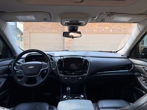 Used 2018 Chevrolet Traverse LT AWD/4WD image 14