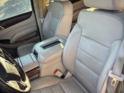 Used 2015 GMC Yukon XL Denali w/ Touring Package image 13