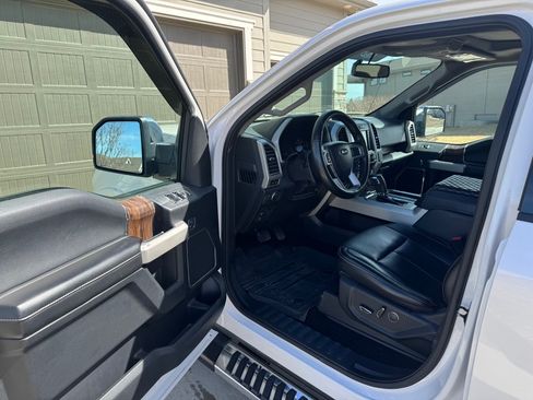 Used 2018 Ford F150 Lariat image 8