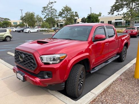 Used 2021 Toyota Tacoma TRD Sport w/ Technology Package image 1