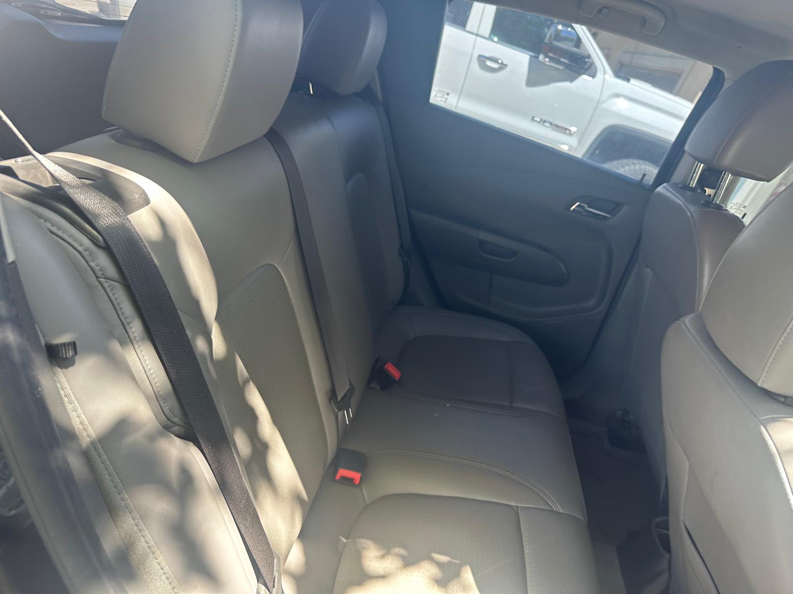Used 2013 Chevrolet Sonic LTZ FWD image 8