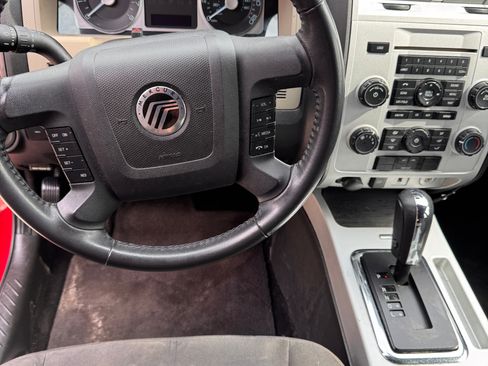 Used 2011 Mercury Mariner 2WD w/ 101A Rapid Spec Order Code image 5