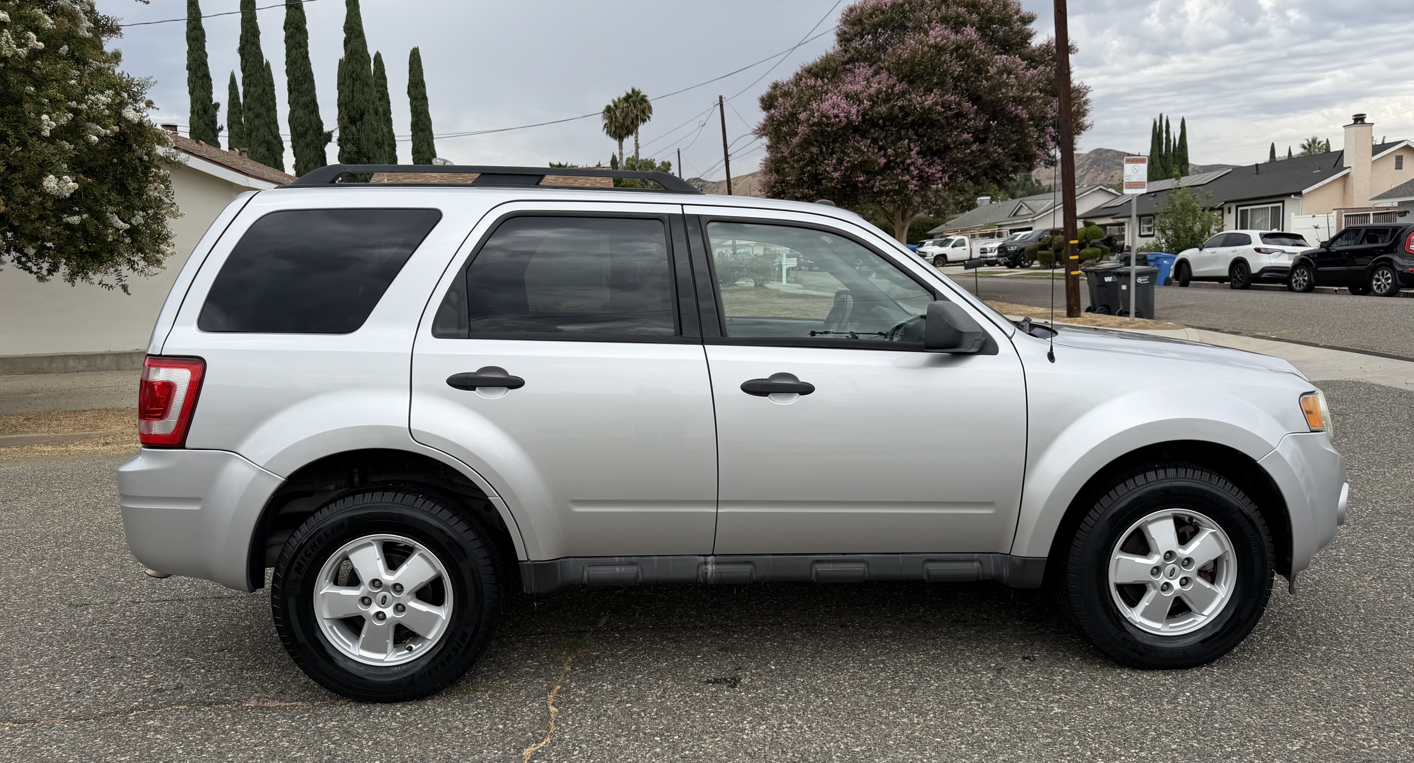 Used 2010 Ford Escape XLT FWD image 4