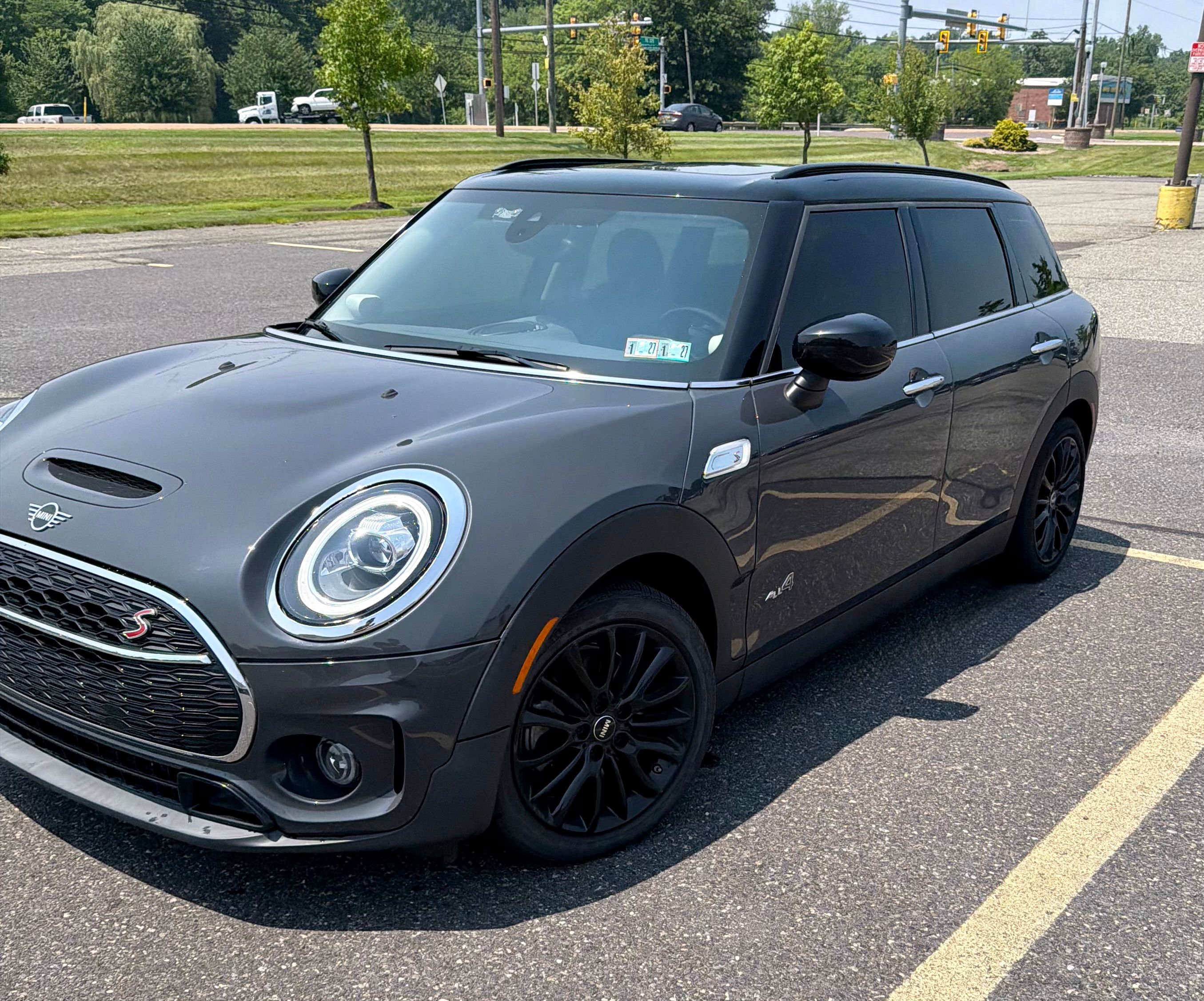 Used 2021 MINI Cooper Clubman S w/ Storage Package AWD/4WD image 1