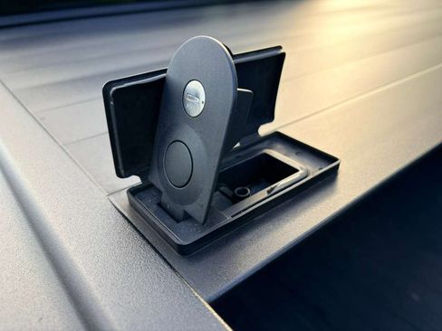 Used 2024 Ford F150 Raptor image 23