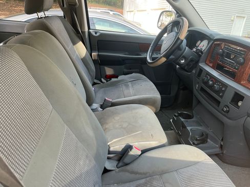 Used 2006 Dodge Ram 1500 Truck SLT w/ Quad Cab Big Horn Value Group image 2